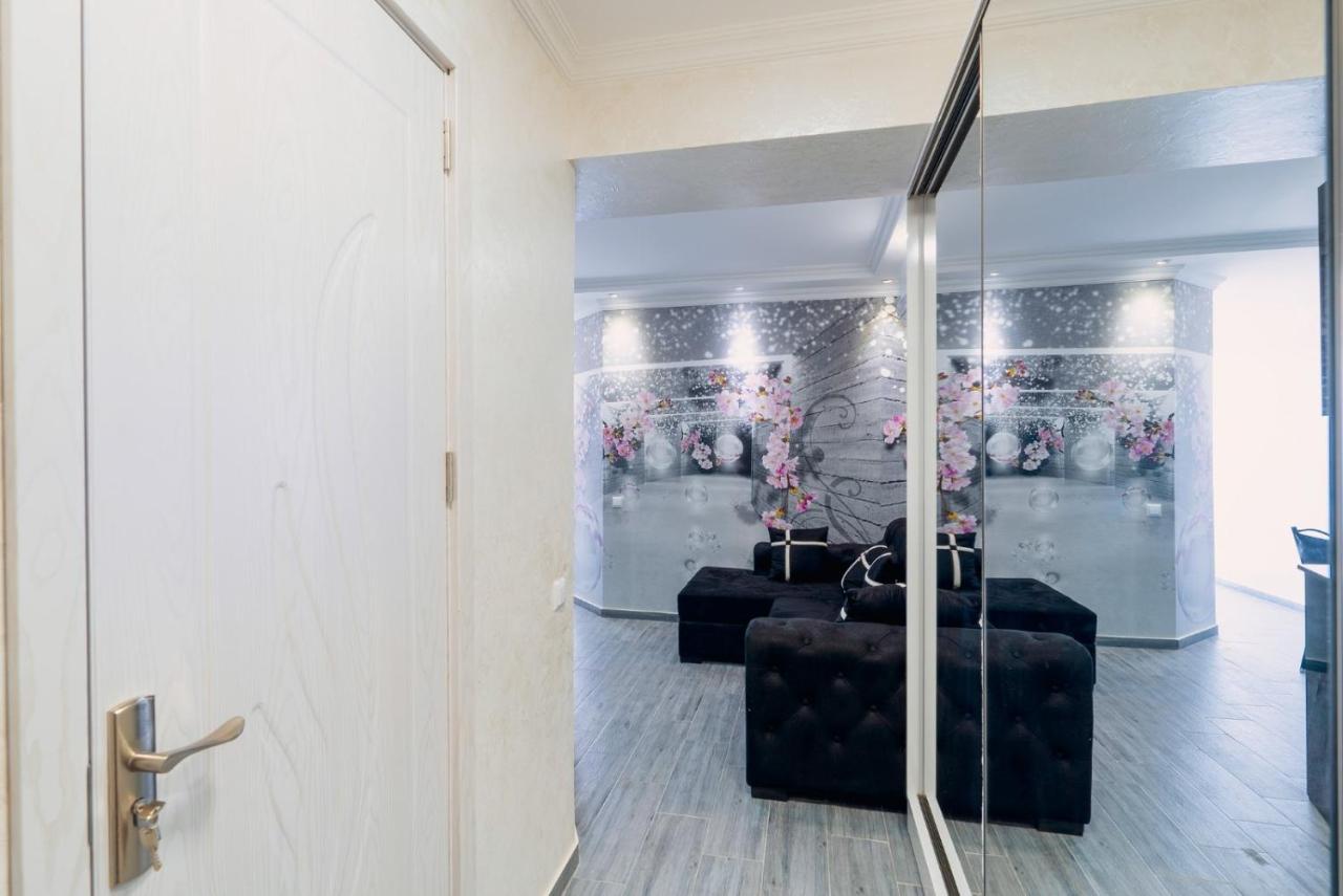 Orbi Beach Tower 2805 バトゥーミ エクステリア 写真